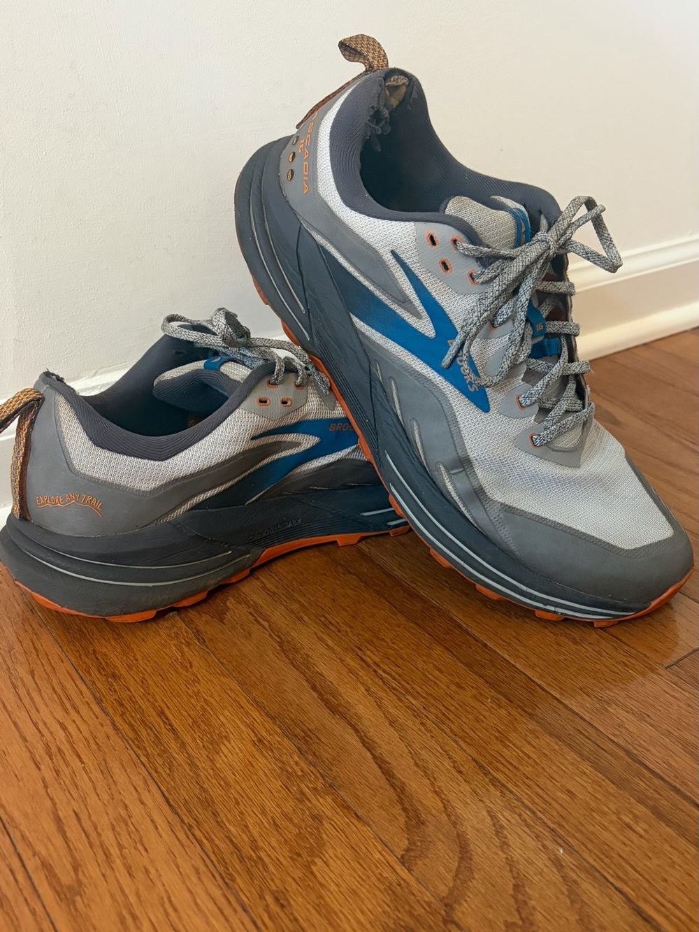 Men’s Brooks Cascadia 16. Size 12.5 Wide (2E)